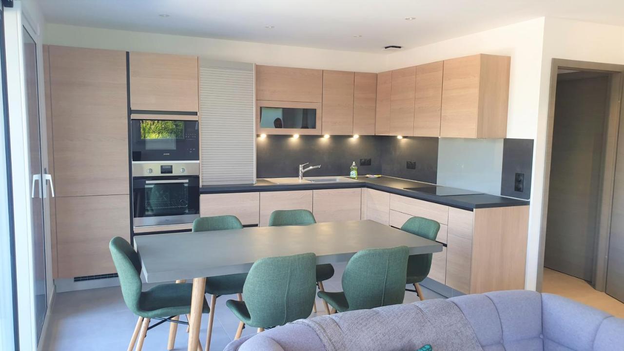 Appartement Laudon Sévrier Exteriör bild
