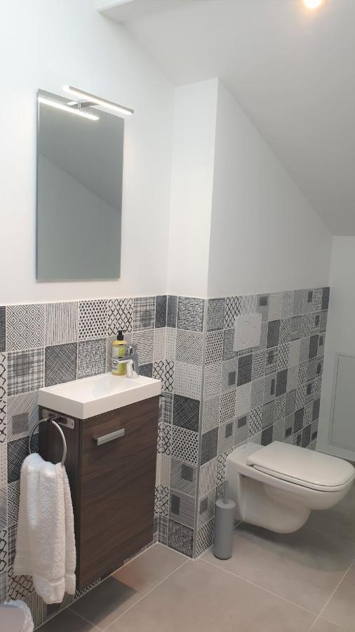 Appartement Laudon Sévrier Exteriör bild